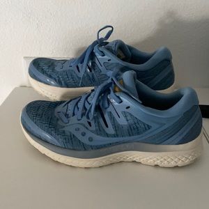 Saucony women’s guide iso 2 running shoe